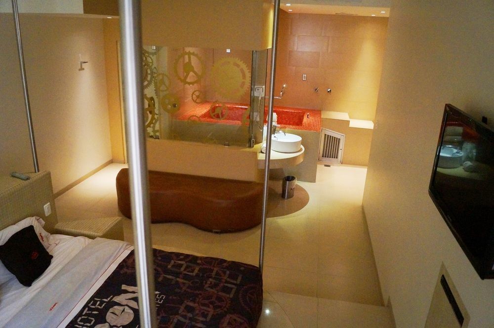 Love Hotel Kron Мехико Экстерьер фото